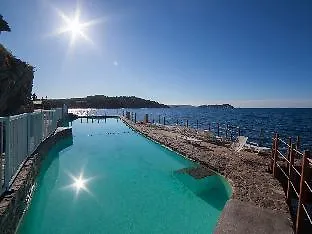 Le Provencal Renove En 2025 - Bord De Hotel