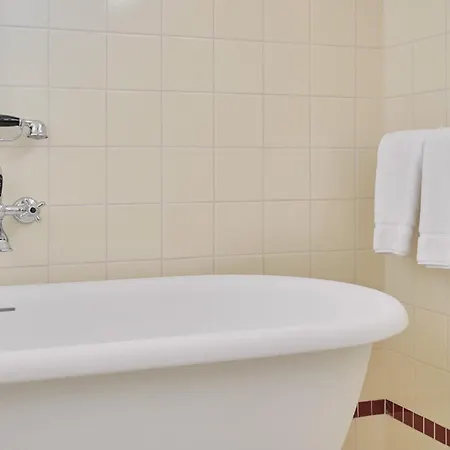 Le Provencal - Renove En 2025 - Bord De Hotel Hyères