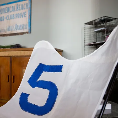 Hotel Le Provencal - Renove En 2025 - Bord De Hyeres