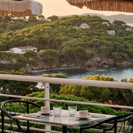 Le Provencal - Bord De 4*