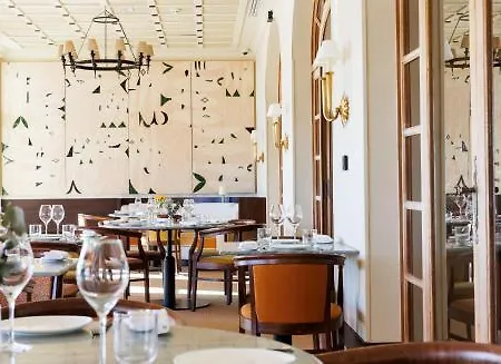 Hotel Le Provençal - Rénové En 2025 - Bord De 4*