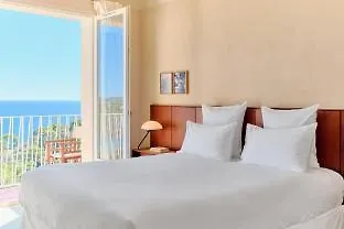 Le Provencal - Bord De 4* 耶尔