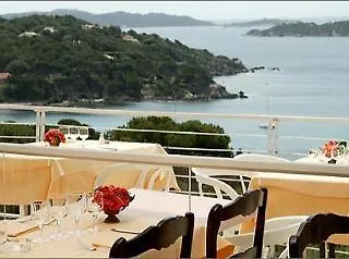 Hotel Le Provencal Renove En 2025 - Bord De
