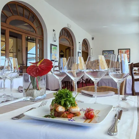 Hotel Le Provencal Renove En 2025 - Bord De 3*