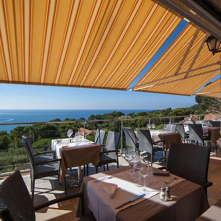 Le Provencal Renove En 2025 - Bord De Hotel 3*