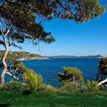 Hotel Le Provencal Renove En 2025 - Bord De 3*
