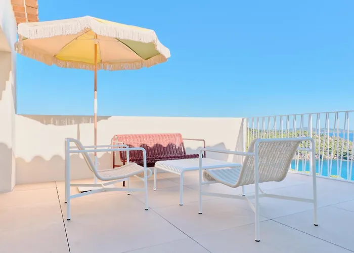 Le Provencal - Renove En 2025 - Bord De Hotell Hyères